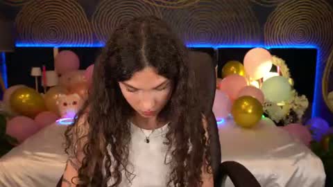 Snapshot of babyflowerr chatting on June 29, 7:14 pm Sasha online show from June 29, 7:14 pm