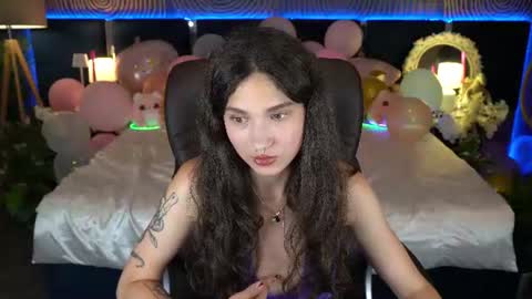 Snapshot of babyflowerr chatting on July 5, 6:59 pm Sasha online show from July 5, 6:59 pm