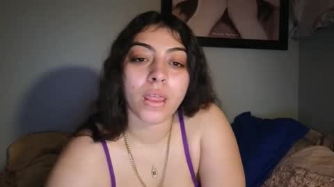 Snapshot of babygotbackends chatting on January 10, 4:03 am BabyGotBackends online show from January 10, 4:03 am