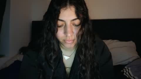 Snapshot of babygotbackends chatting on February 28, 3:29 am BabyGotBackends online show from February 28, 3:29 am