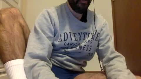 Snapshot of babyhardy chatting on December 2, 11:18 pm Tom A.    online show from December 2, 11:18 pm