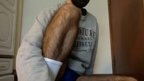 Snapshot of babyhardy chatting on December 3, 12:38 pm Tom A.    online show from December 3, 12:38 pm