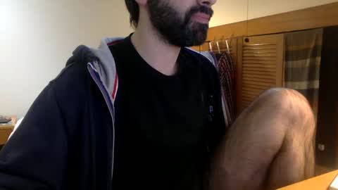 Snapshot of babyhardy chatting on December 18, 12:18 pm Tom A.    online show from December 18, 12:18 pm