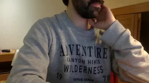 Snapshot of babyhardy chatting on January 11, 12:12 am Tom A.    online show from January 11, 12:12 am