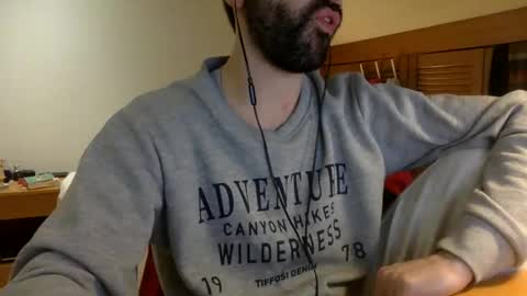 Snapshot of babyhardy chatting on January 21, 11:45 pm Tom A.    online show from January 21, 11:45 pm