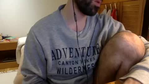 Snapshot of babyhardy chatting on January 22, 7:03 pm Tom A.    online show from January 22, 7:03 pm