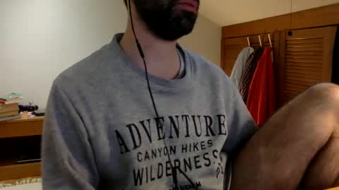 Snapshot of babyhardy chatting on January 25, 1:52 pm Tom A.    online show from January 25, 1:52 pm