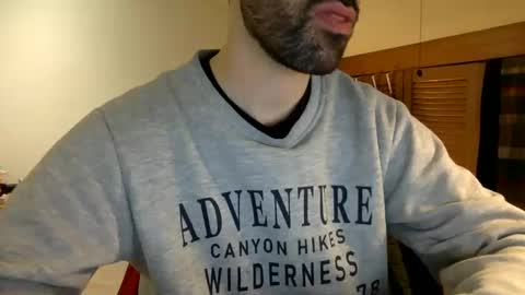 Snapshot of babyhardy chatting on January 26, 1:25 pm Tom A.    online show from January 26, 1:25 pm