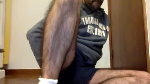 Snapshot of babyhardy chatting on January 30, 11:34 pm Tom A.    online show from January 30, 11:34 pm