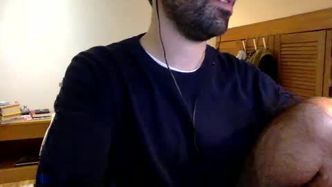 Snapshot of babyhardy chatting on February 3, 7:42 pm Tom A.    online show from February 3, 7:42 pm