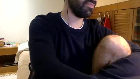 Snapshot of babyhardy chatting on February 9, 8:02 pm Tom A.    online show from February 9, 8:02 pm