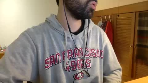 Snapshot of babyhardy chatting on February 10, 4:25 pm Tom A.    online show from February 10, 4:25 pm