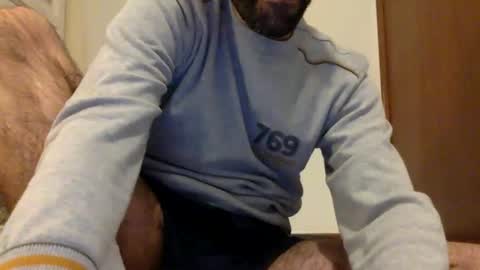 Snapshot of babyhardy chatting on February 14, 11:31 pm Tom A.    online show from February 14, 11:31 pm