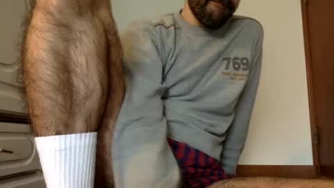 Snapshot of babyhardy chatting on February 18, 1:22 pm Tom A.    online show from February 18, 1:22 pm