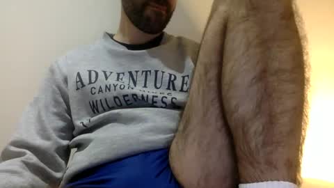 Snapshot of babyhardy chatting on March 3, 11:24 pm Tom A.    online show from March 3, 11:24 pm