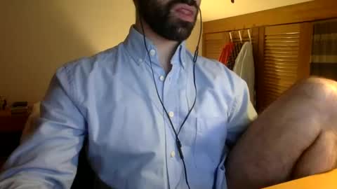 Snapshot of babyhardy chatting on March 8, 12:33 am Tom A.    online show from March 8, 12:33 am