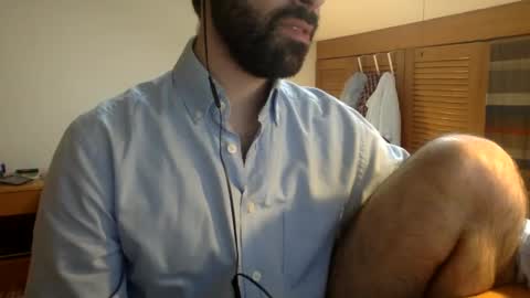 Snapshot of babyhardy chatting on March 10, 1:21 pm Tom A.    online show from March 10, 1:21 pm