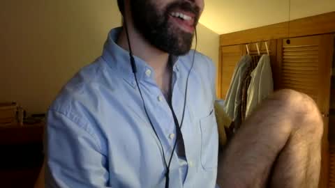 Snapshot of babyhardy chatting on March 10, 11:27 pm Tom A.    online show from March 10, 11:27 pm