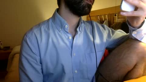 Snapshot of babyhardy chatting on March 12, 7:38 pm Tom A.    online show from March 12, 7:38 pm