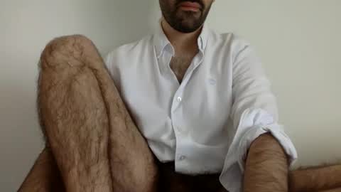 Snapshot of babyhardy chatting on October 26, 11:49 am Tom A.    online show from October 26, 11:49 am