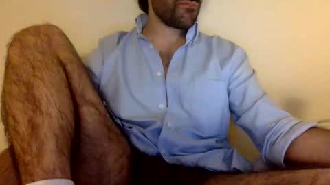 Snapshot of babyhardy chatting on March 21, 11:52 pm Tom A. online show from March 21, 11:52 pm