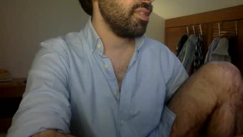 Snapshot of babyhardy chatting on May 17, 2:35 pm Tom A. online show from May 17, 2:35 pm