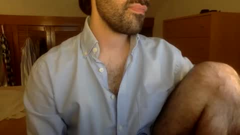 Snapshot of babyhardy chatting on May 22, 11:43 pm Tom A. online show from May 22, 11:43 pm