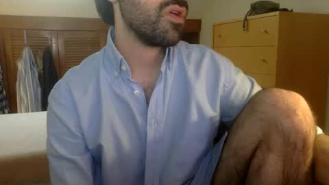 Snapshot of babyhardy chatting on May 23, 11:47 am Tom A. online show from May 23, 11:47 am