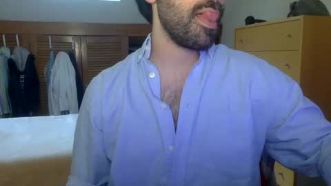 Snapshot of babyhardy chatting on May 24, 3:17 pm Tom A. online show from May 24, 3:17 pm