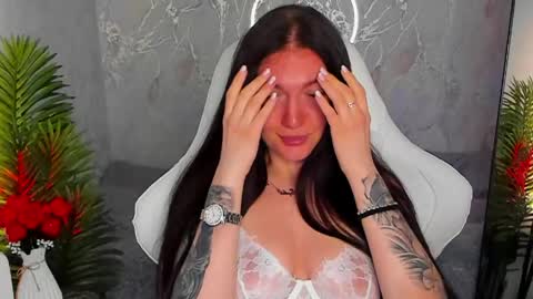 Sophia online show from May 19, 1:22 am