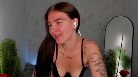 Sophia online show from June 24, 1:26 am