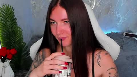 Sophia online show from July 8, 1:43 am