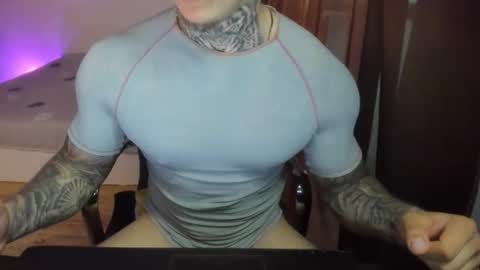Snapshot of babylewisss chatting on May 27, 4:48 pm Amil online show from May 27, 4:48 pm