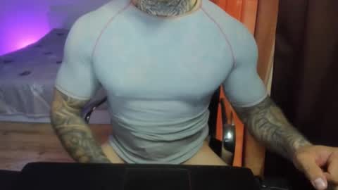 Snapshot of babylewisss chatting on June 10, 3:11 pm Amil online show from June 10, 3:11 pm