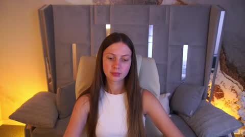 Snapshot of babylumii chatting on July 5, 7:21 pm Lady Vi online show from July 5, 7:21 pm