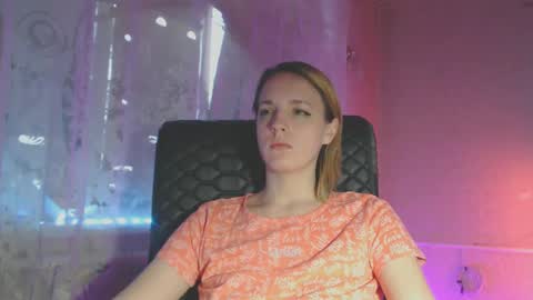 Snapshot of babymuro4ka chatting on February 15, 5:19 am Sonya online show from February 15, 5:19 am