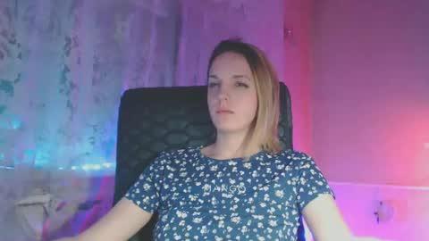 Snapshot of babymuro4ka chatting on February 25, 12:36 am Sonya online show from February 25, 12:36 am