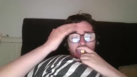 Snapshot of babyrandy1997 chatting on October 4, 10:57 am babyrandy1997 online show from October 4, 10:57 am