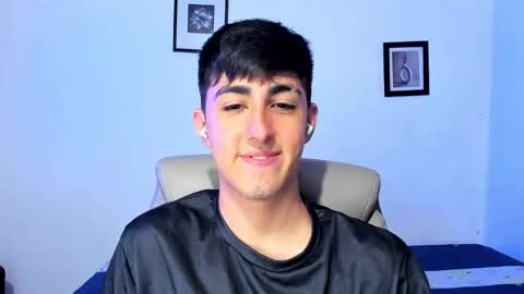 Snapshot of babyted273 chatting on February 4, 9:59 am Babyted273 online show from February 4, 9:59 am