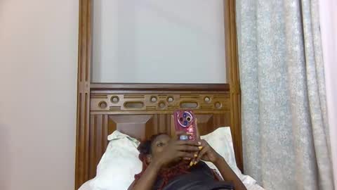 babytylerr online show from October 18, 2:14 am