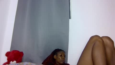 babytylerr online show from April 13, 4:07 am