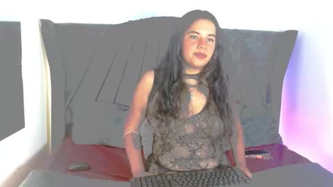 Snapshot of babyvalen69 chatting on February 25, 12:26 pm VALENTINA online show from February 25, 12:26 pm