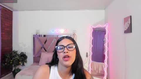  VENU  online show from March 18, 3:31 am