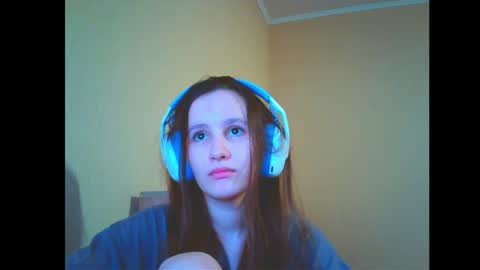 Snapshot of babywaifu1 chatting on January 28, 8:15 pm Alice online show from January 28, 8:15 pm