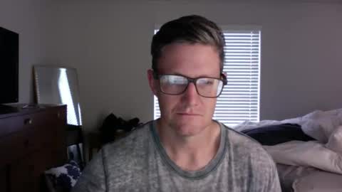 Snapshot of backsweatdaddy chatting on November 23, 4:51 pm backsweatdaddy online show from November 23, 4:51 pm