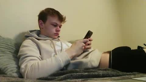 Snapshot of bad987073 chatting on December 11, 12:44 am bad987073 online show from December 11, 12:44 am