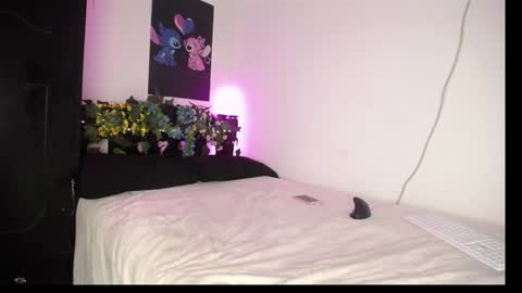Angeles online show from February 9, 2:06 am