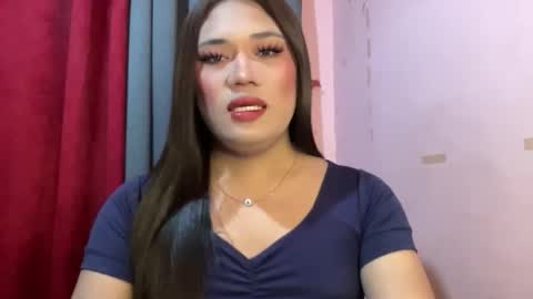 AMARA - FOLLOW ME AND THUMBS UP online show from March 16, 11:31 pm