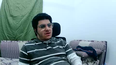 Snapshot of badboixx chatting on December 14, 1:39 am badboixx online show from December 14, 1:39 am