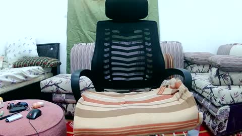 Snapshot of badboixx chatting on December 15, 2:05 pm badboixx online show from December 15, 2:05 pm